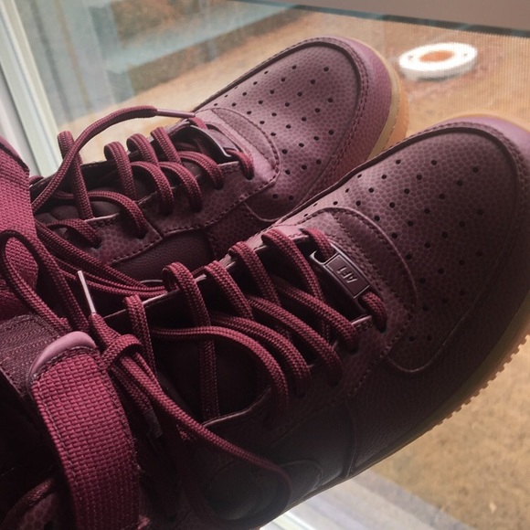 Moroon Nike Air Force 1 - Picture 2 of 3